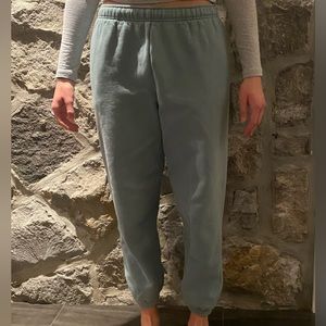 Aritzia sweatpants